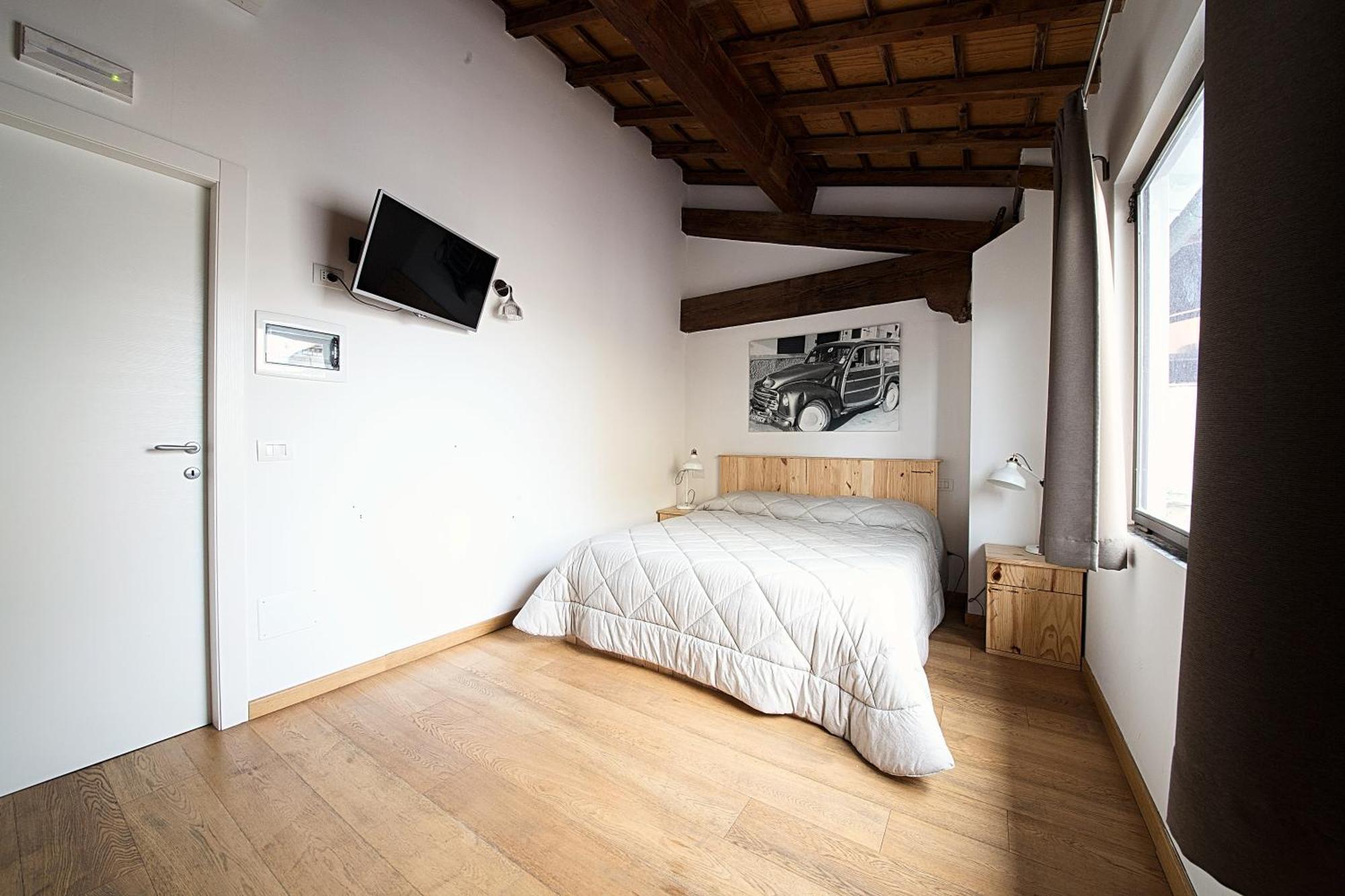 Le Camere Pietrasantine - Centro Storico Pietrasanta Quarto foto